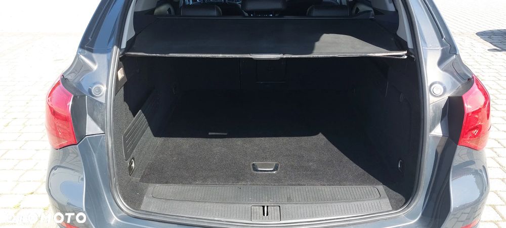 Opel Astra 1.4 Turbo Sports Tourer - 10