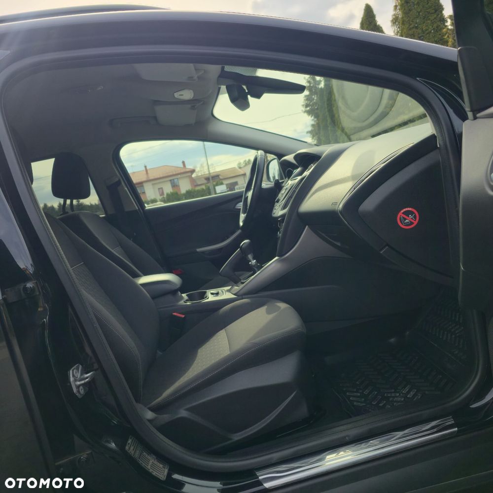 Ford Focus 1.0 EcoBoost Titanium - 22