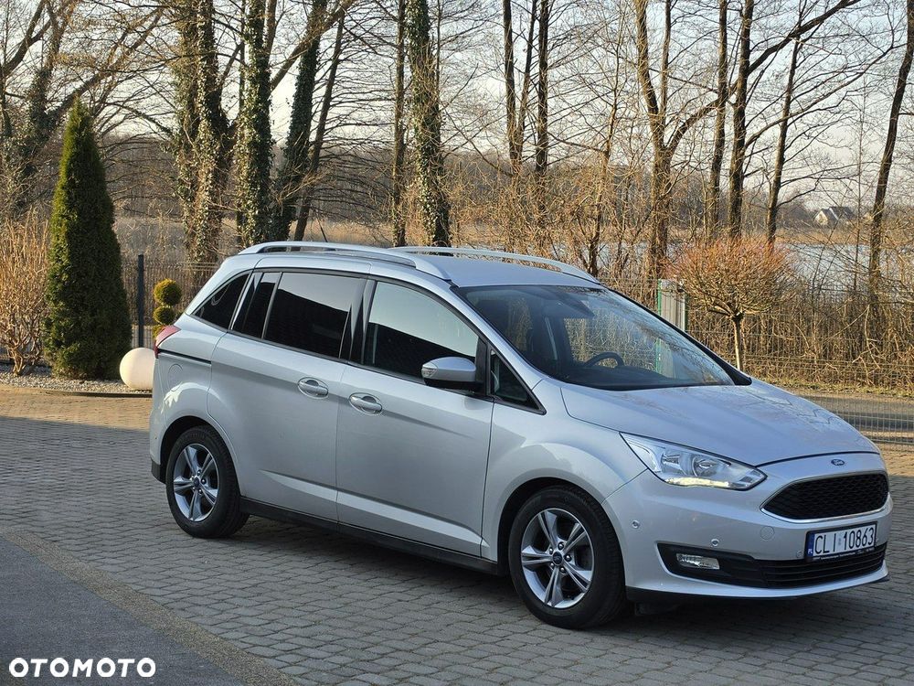 Ford Grand C-MAX - 3