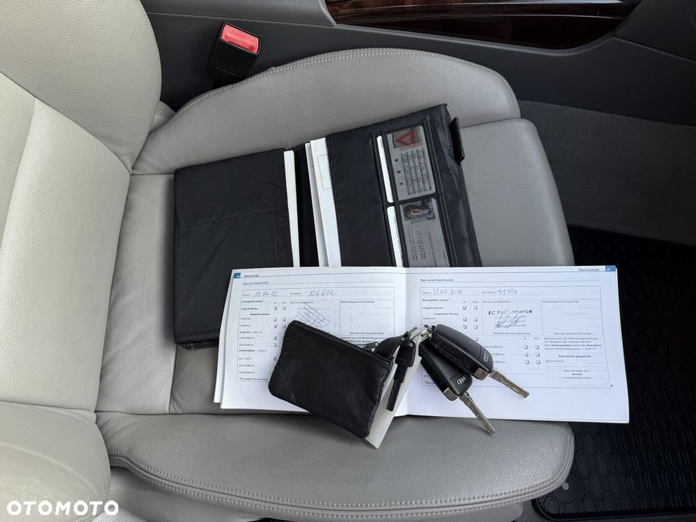 Audi A6 Avant 2.4 quattro - 33