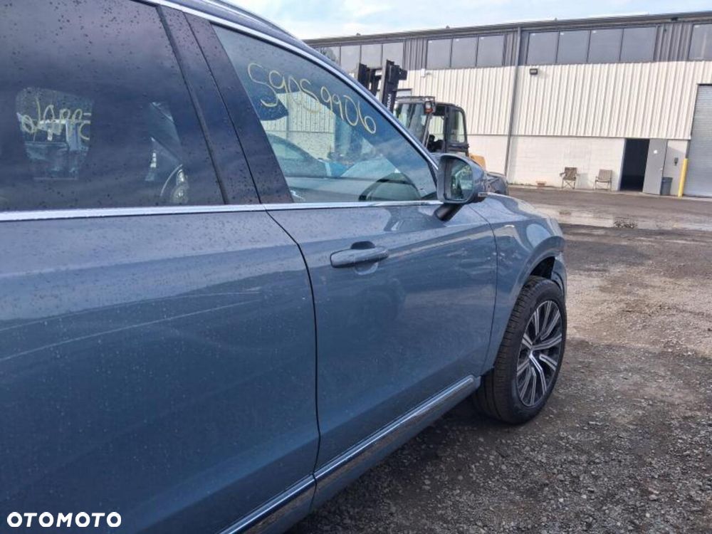 Volvo XC 90 - 13