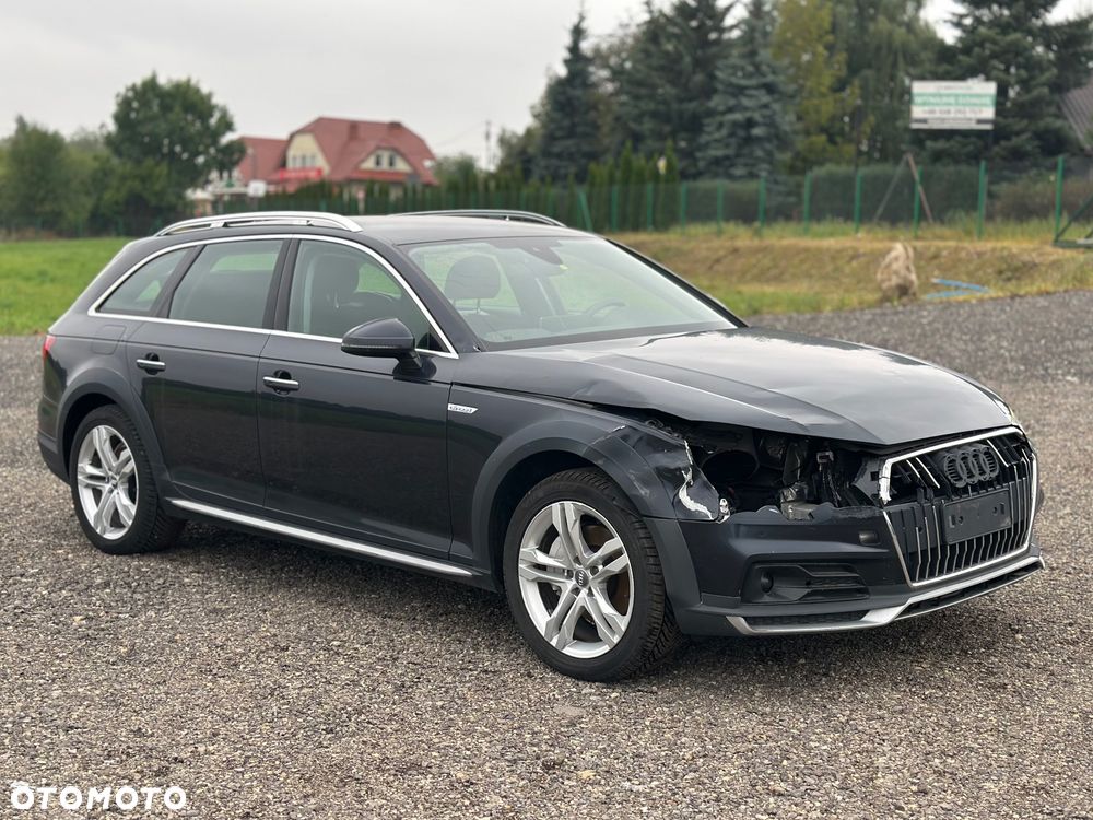 Audi A4 Allroad - 12