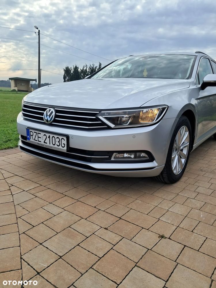 Volkswagen Passat 2.0 TDI BMT Comfortline DSG - 2