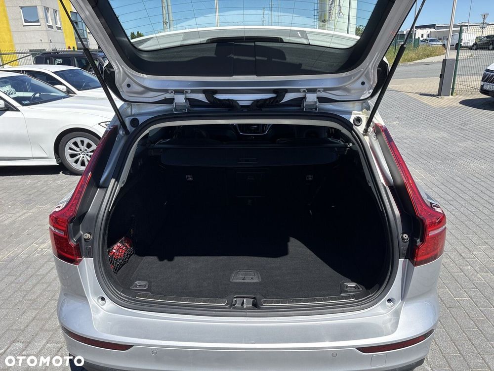 Volvo V60 D3 Momentum Pro - 29