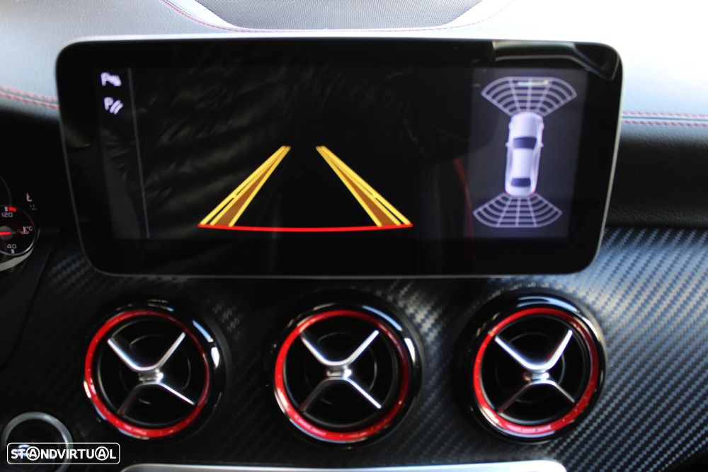 Mercedes-Benz A 45 AMG 4Matic Speedshift 7G-DCT - 42