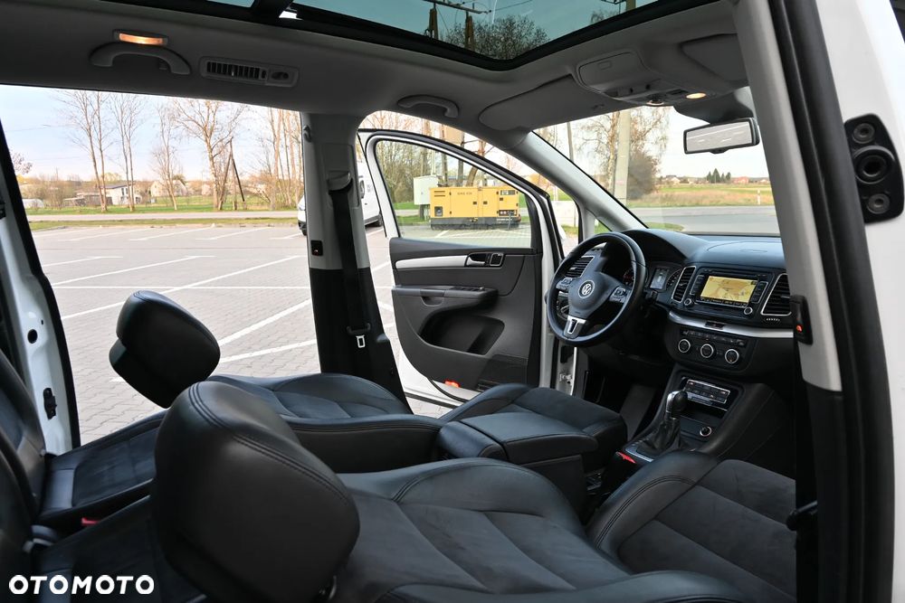 Volkswagen Sharan 2.0 TDI DSG Highline - 26