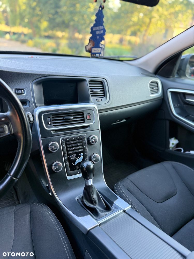 Volvo V60 D2 - 9