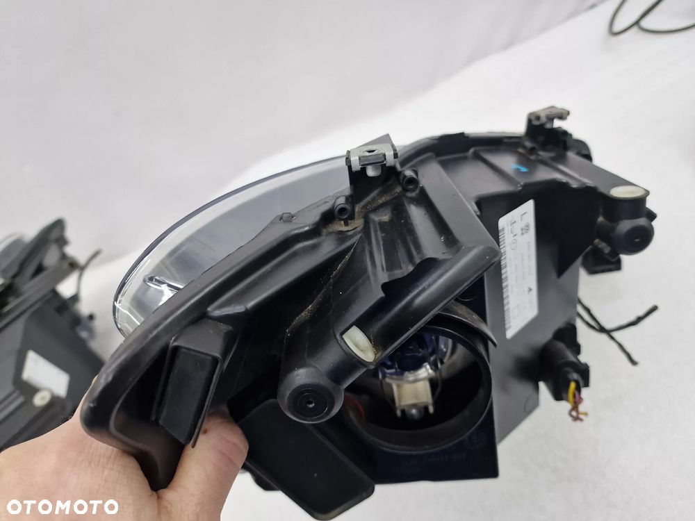 VW POLO 6R0 08- LEWA / PRAWA / KOMPLET LAMP PRZEDNICH FIRMY AUTOMOTIVE LIGHTING , NR 6RU941016 / 6RU941015 , NR AUKCJI LA394 - 24