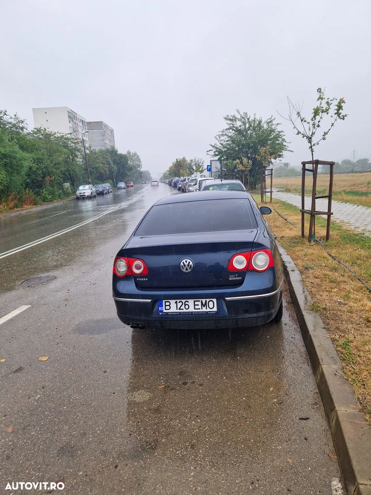 Volkswagen Passat 2.0TDI Comfortline DPF 4Motion - 2