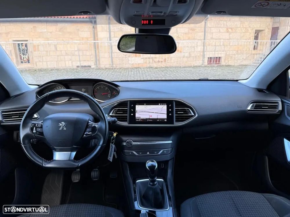 Peugeot 308 SW - 8