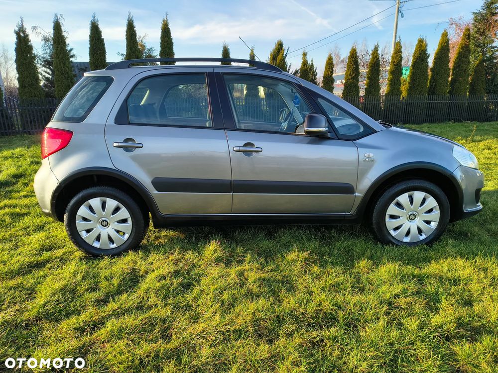 Suzuki SX4 1.9 DDiS DPF 4x4 Club - 5