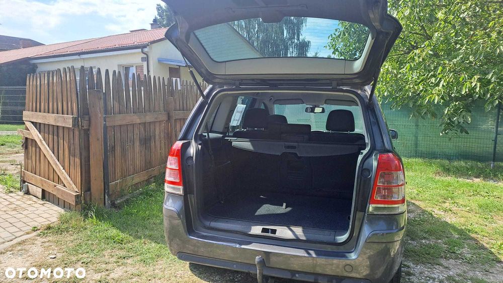 Opel Zafira - 3