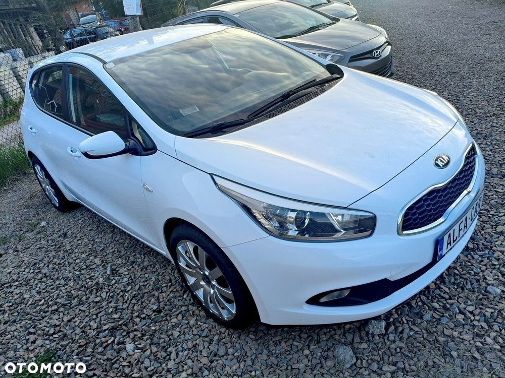 Kia Ceed - 3