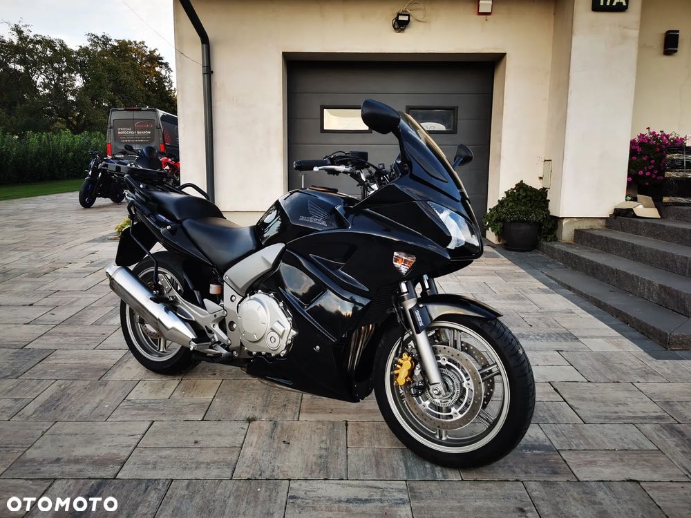 Honda CBF - 34