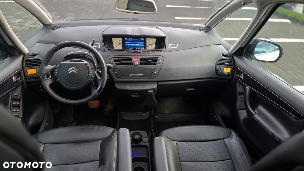 Citroën C4 Grand Picasso 2.0 HDi Impress Exclusive - 19