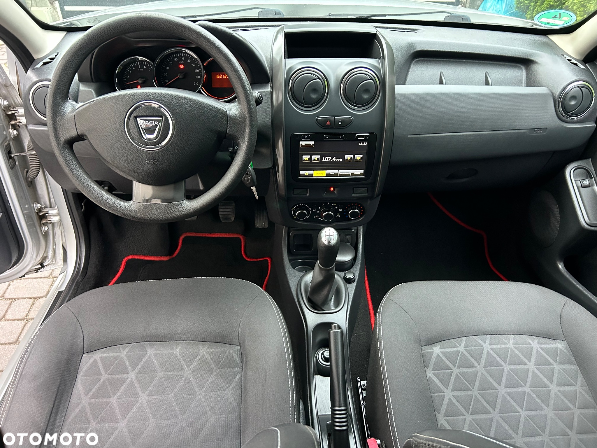 Dacia Duster 1.6 16V 4x2 Prestige - 16