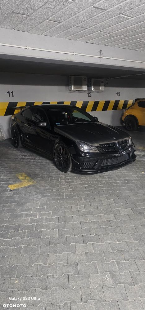 Mercedes-Benz Klasa C 63 AMG - 3