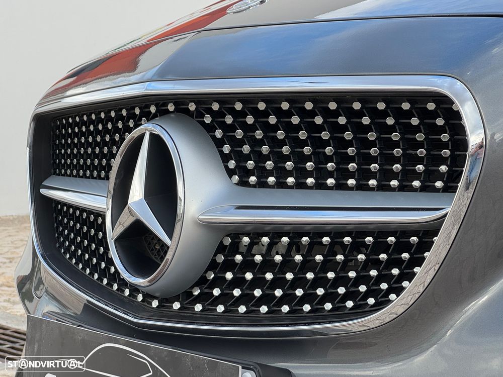 Mercedes-Benz E 220 d AMG Line - 5