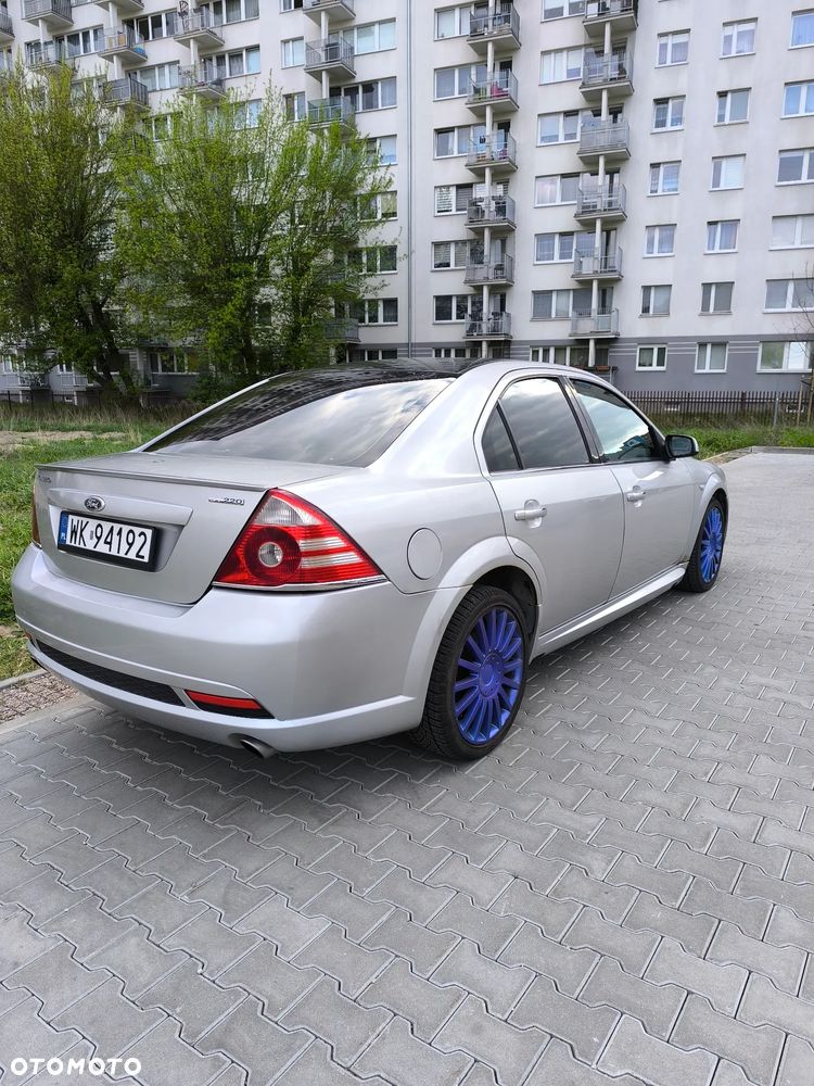 Ford Mondeo 3.0 V6 ST 220 - 10