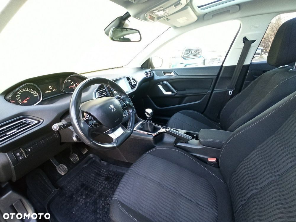 Peugeot 308 - 7