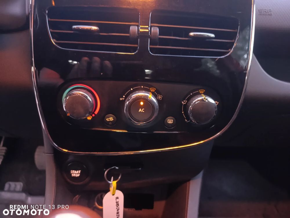 Renault Clio 0.9 TCe Limited - 16