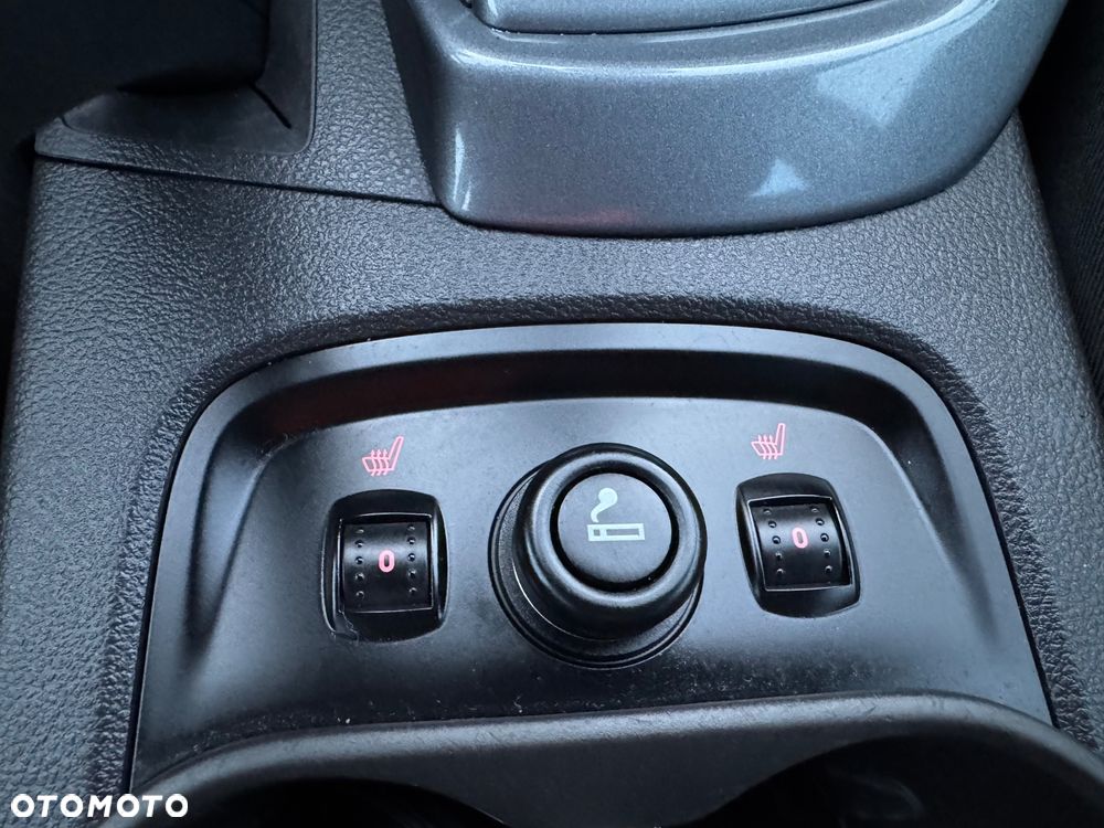 Ford Focus 1.6 TDCi DPF Titanium - 20