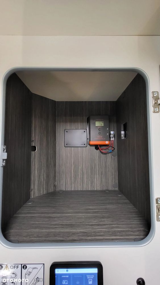 McLOUIS Nevis 879 - 5 osobowy - 21