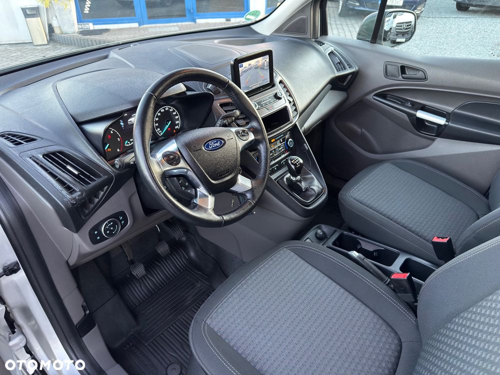 Ford Transit Connect - 9