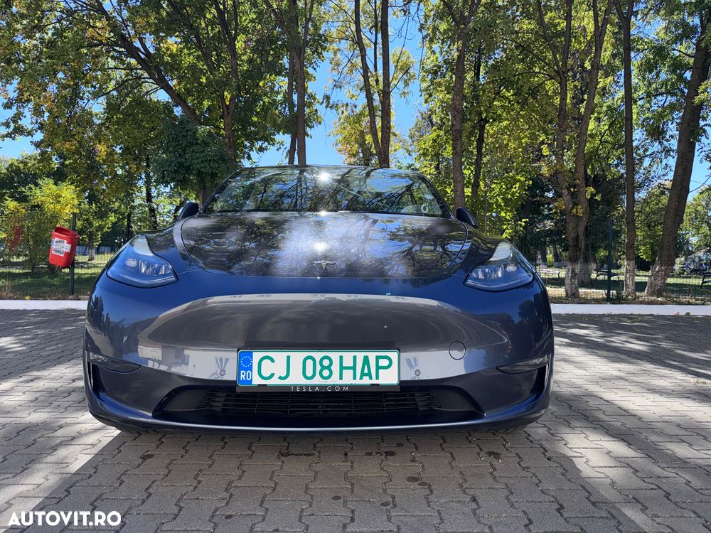 Tesla Model Y Long Range Dual Motor AWD - 1