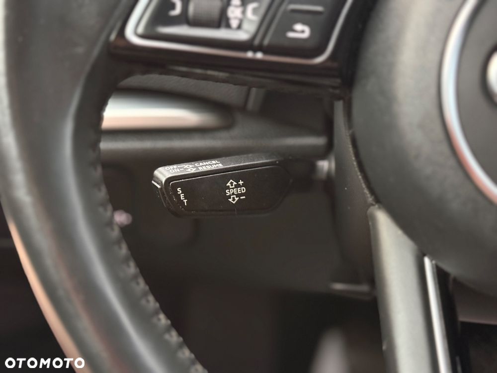 Audi A3 Sportback 2.0 TDI design - 25