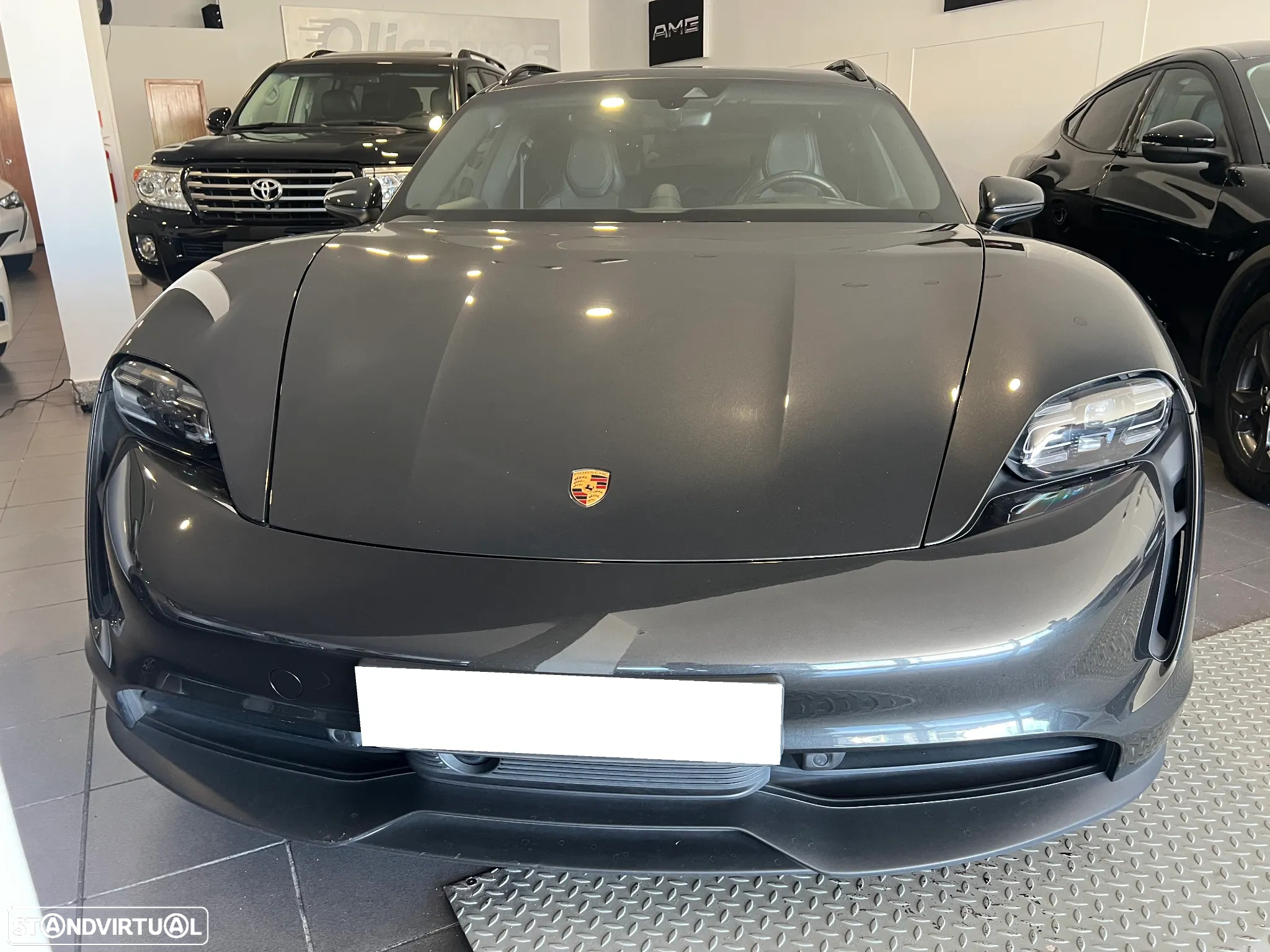 Porsche Taycan Sport Turismo - 4