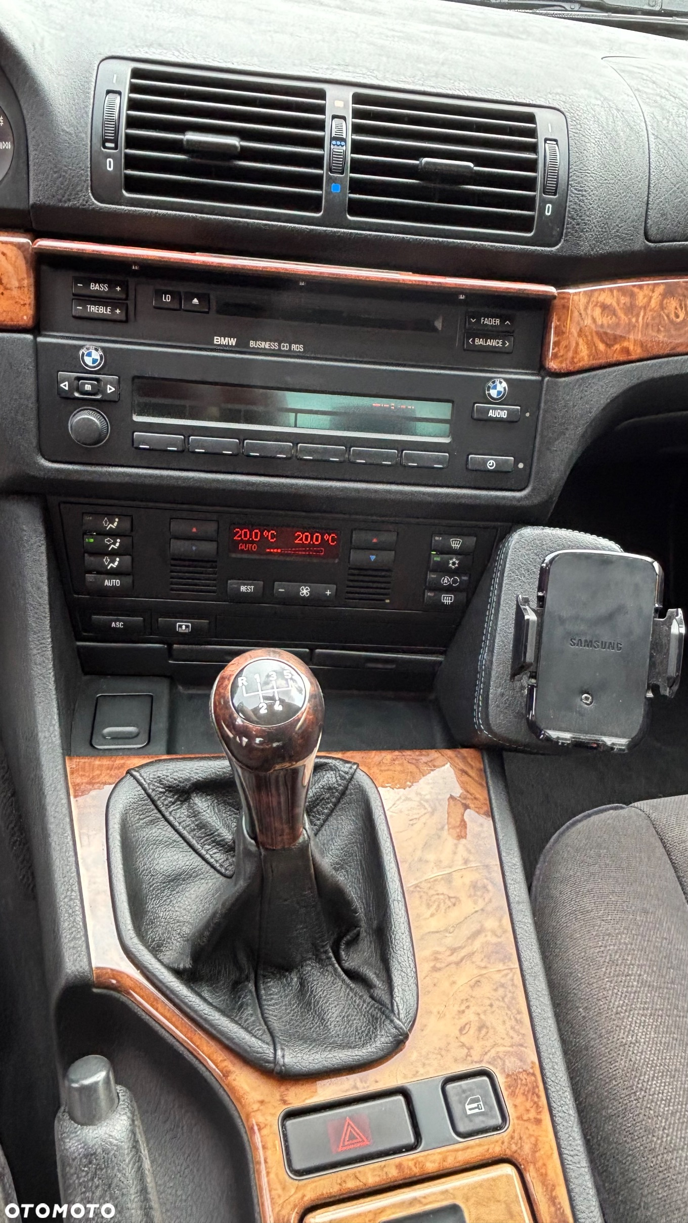 BMW Seria 5 520i - 13