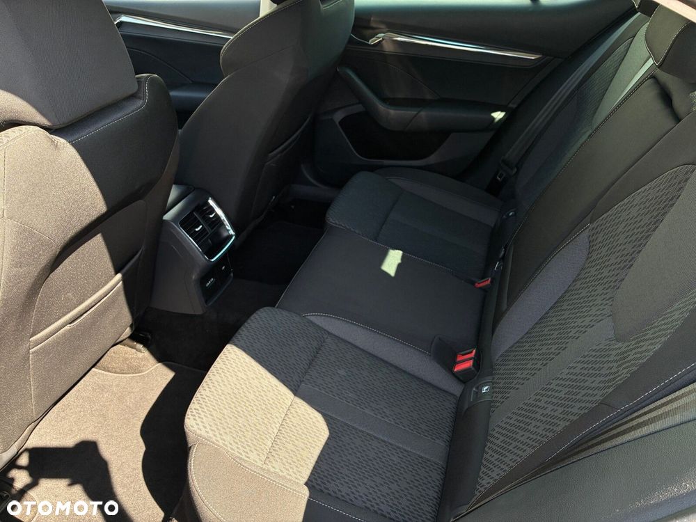 Skoda Octavia 1.5 TSI ACT Style - 20