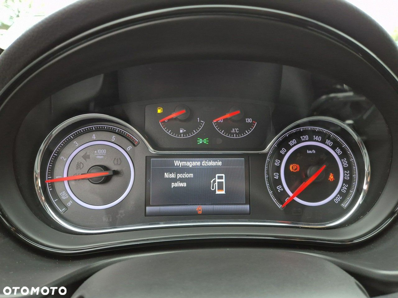 Opel Insignia - 15