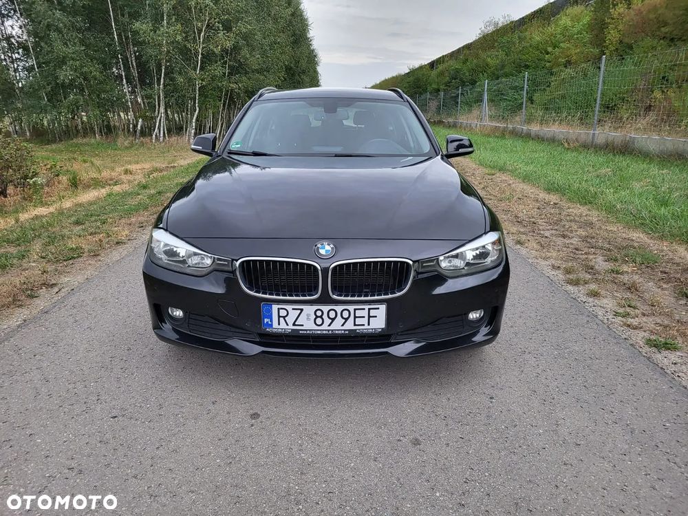 BMW Seria 3 318d - 5