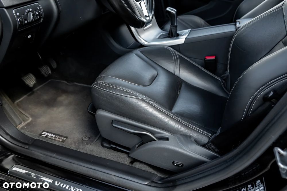 Volvo V60 D2 Kinetic - 18
