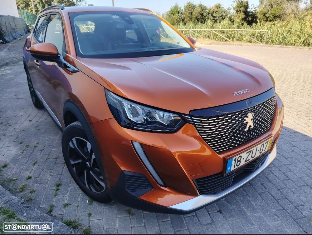 Peugeot 2008 1.2 PureTech Allure - 1