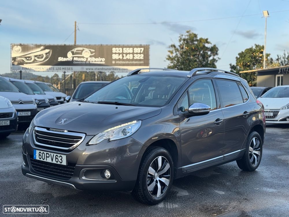 Peugeot 2008 1.2 PureTech Allure - 1