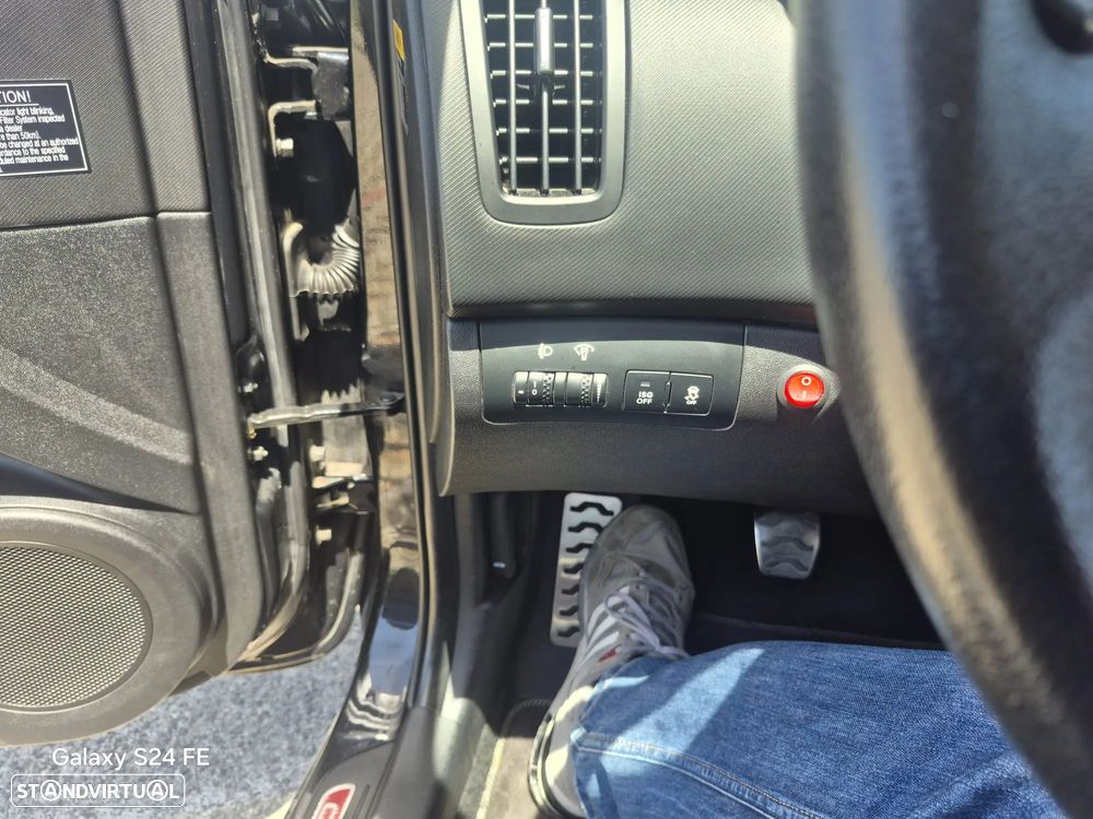 Kia Ceed SW 1.6 CRDi ECO - 19