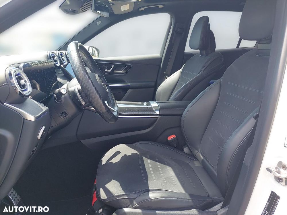 Mercedes-Benz GLC 300 e 4Matic 9G-TRONIC AMG Line Advanced - 15