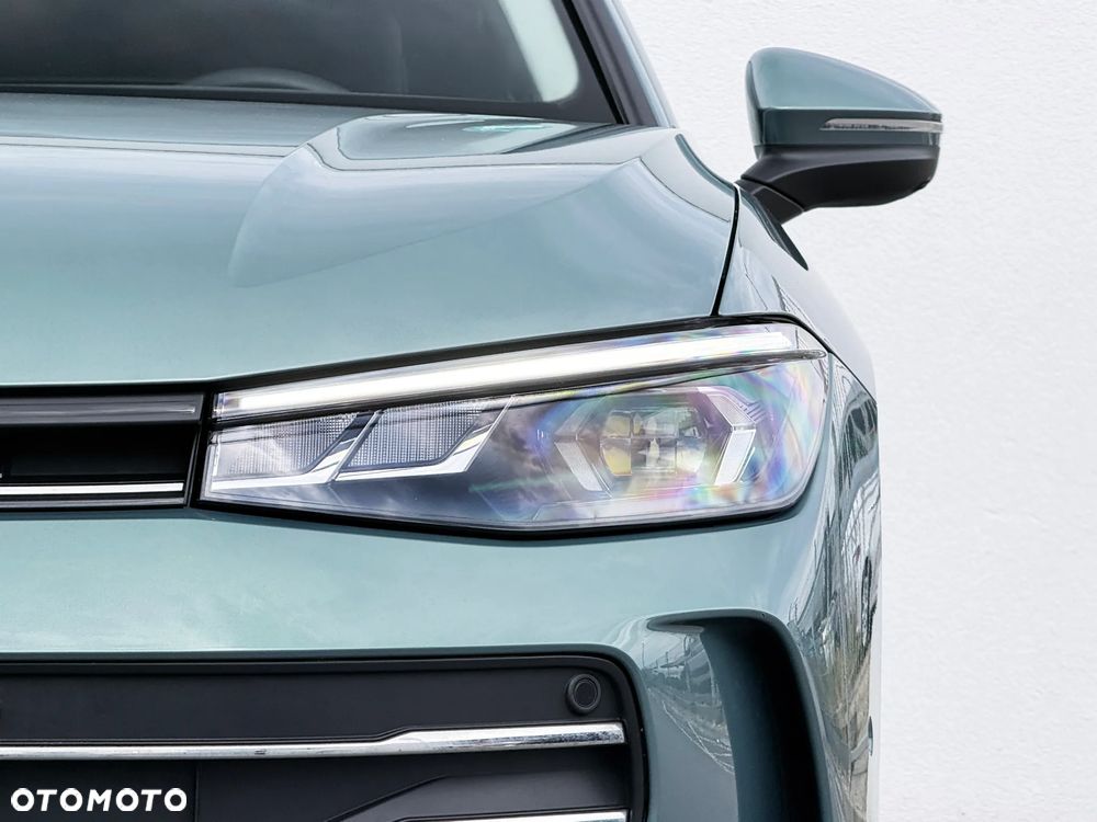 Volkswagen Passat Variant 1.5 TSI ACT mHEV Business DSG - 9