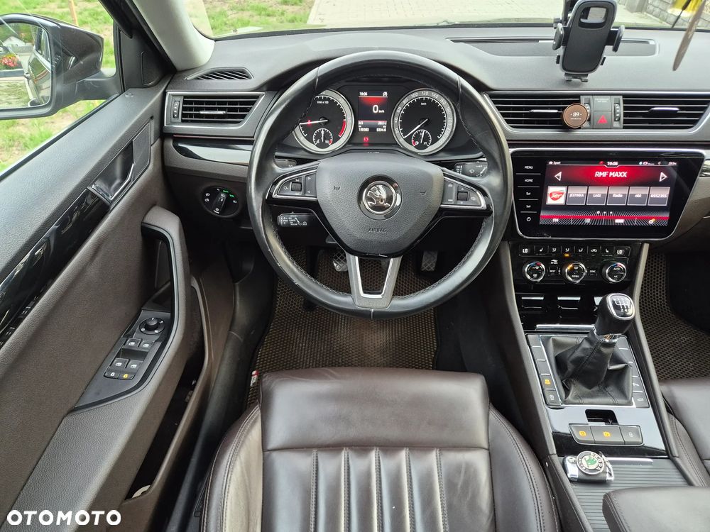 Skoda Superb 2.0 TDI L&K - 13