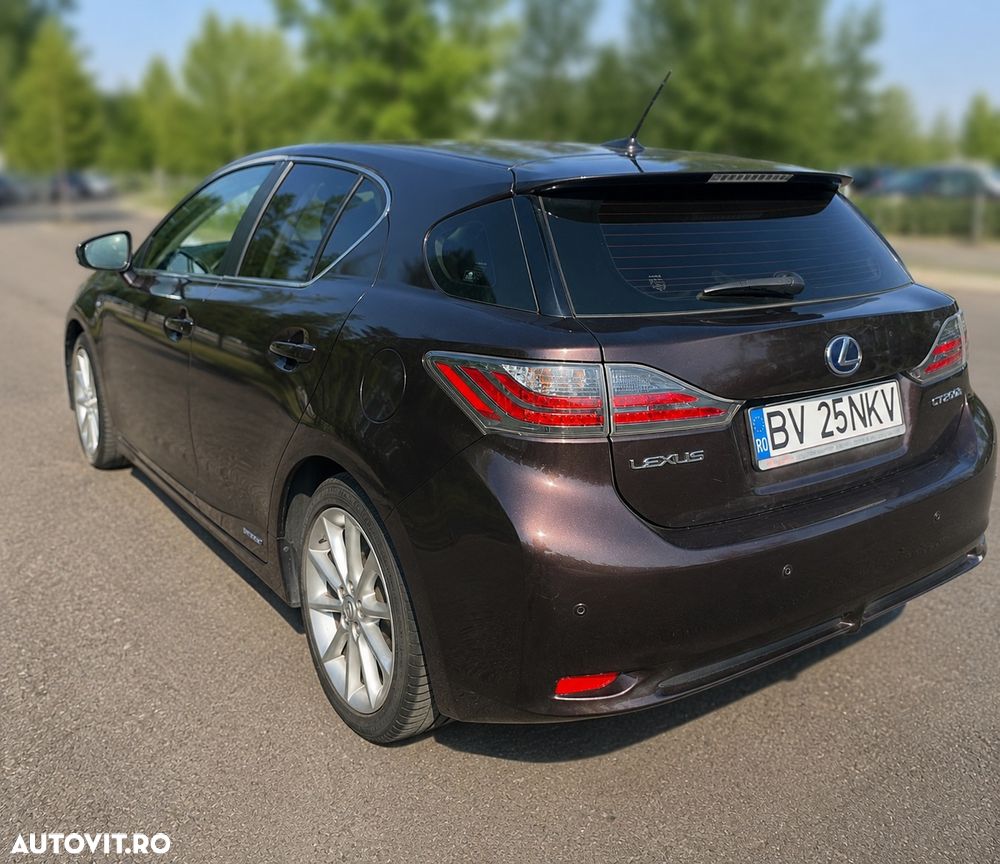 Lexus CT 200h Aut. Luxury - 2