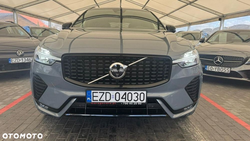 Volvo XC 60 B5 B AWD Ultimate Dark - 11