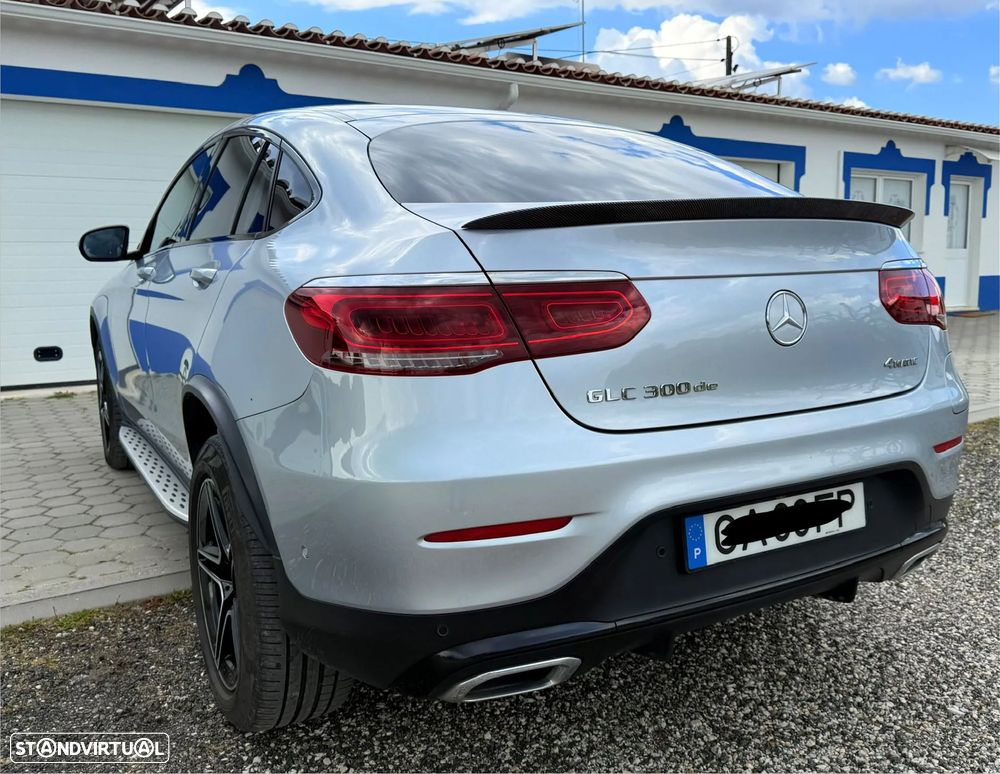 Mercedes-Benz GLC 300 de Coupe 4Matic 9G-TRONIC AMG Line - 5