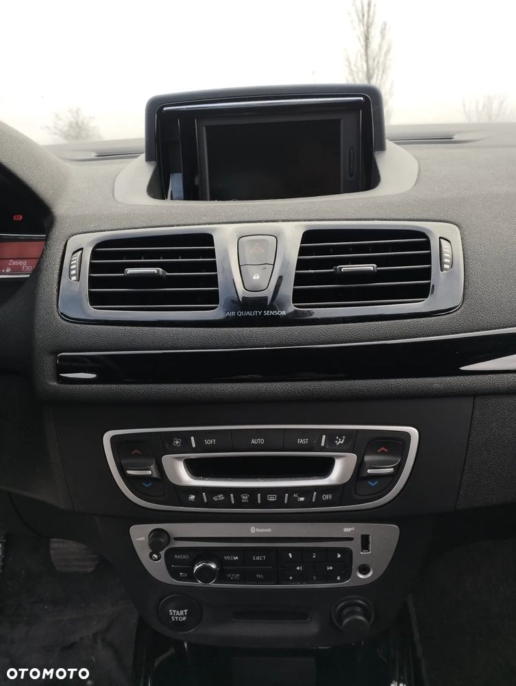 Renault Megane ENERGY TCe 115 Start & Stop Bose Edition - 12