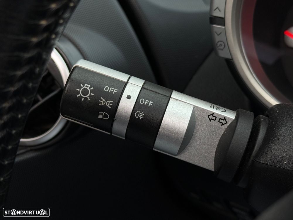 Nissan 350 Z Pack Tape Laranja+Navegador - 19