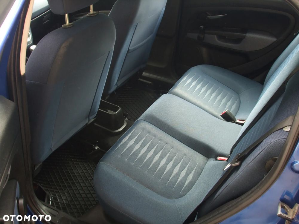 Fiat Grande Punto Actual 1.4 8V Estiva Blue&Me - 23