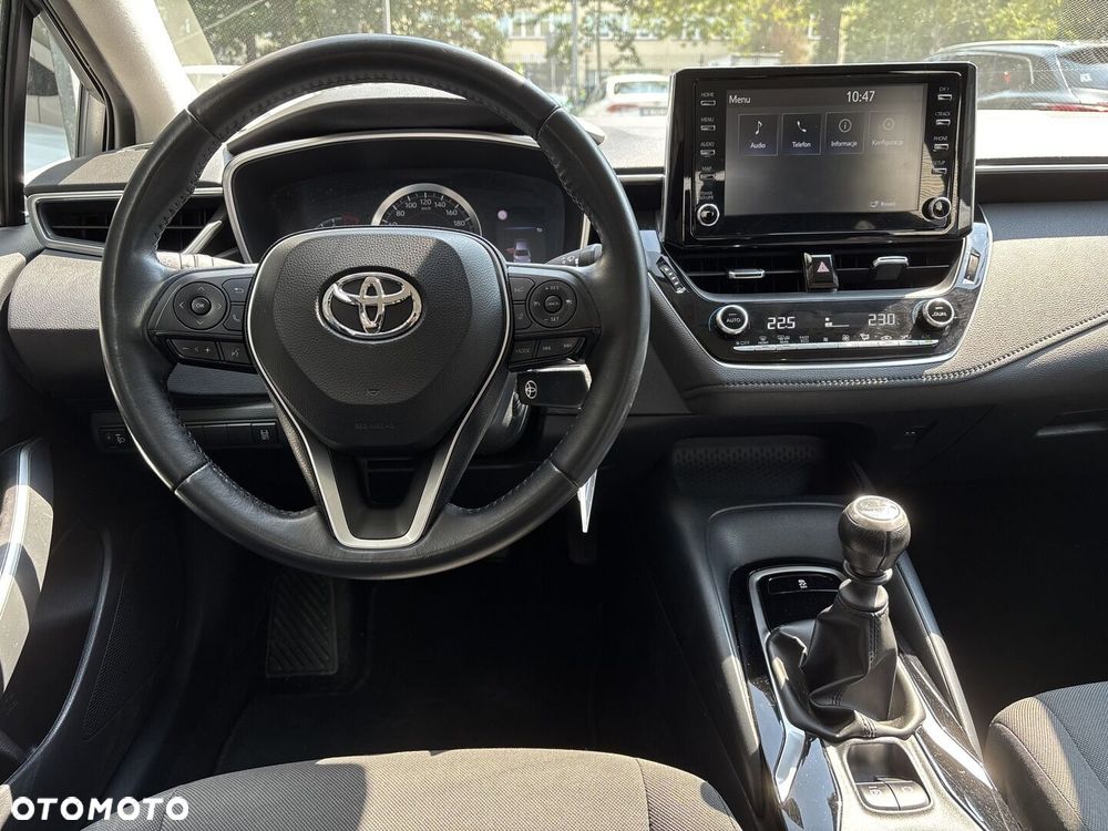 Toyota Corolla - 16