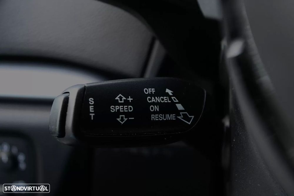 Audi A3 Limousine 1.6 TDI Business Line Attraction Ultra - 29